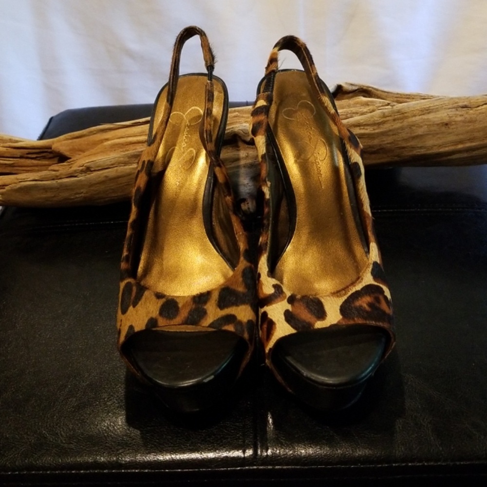 Jessica Simpson leopard print heels 7 1/5M